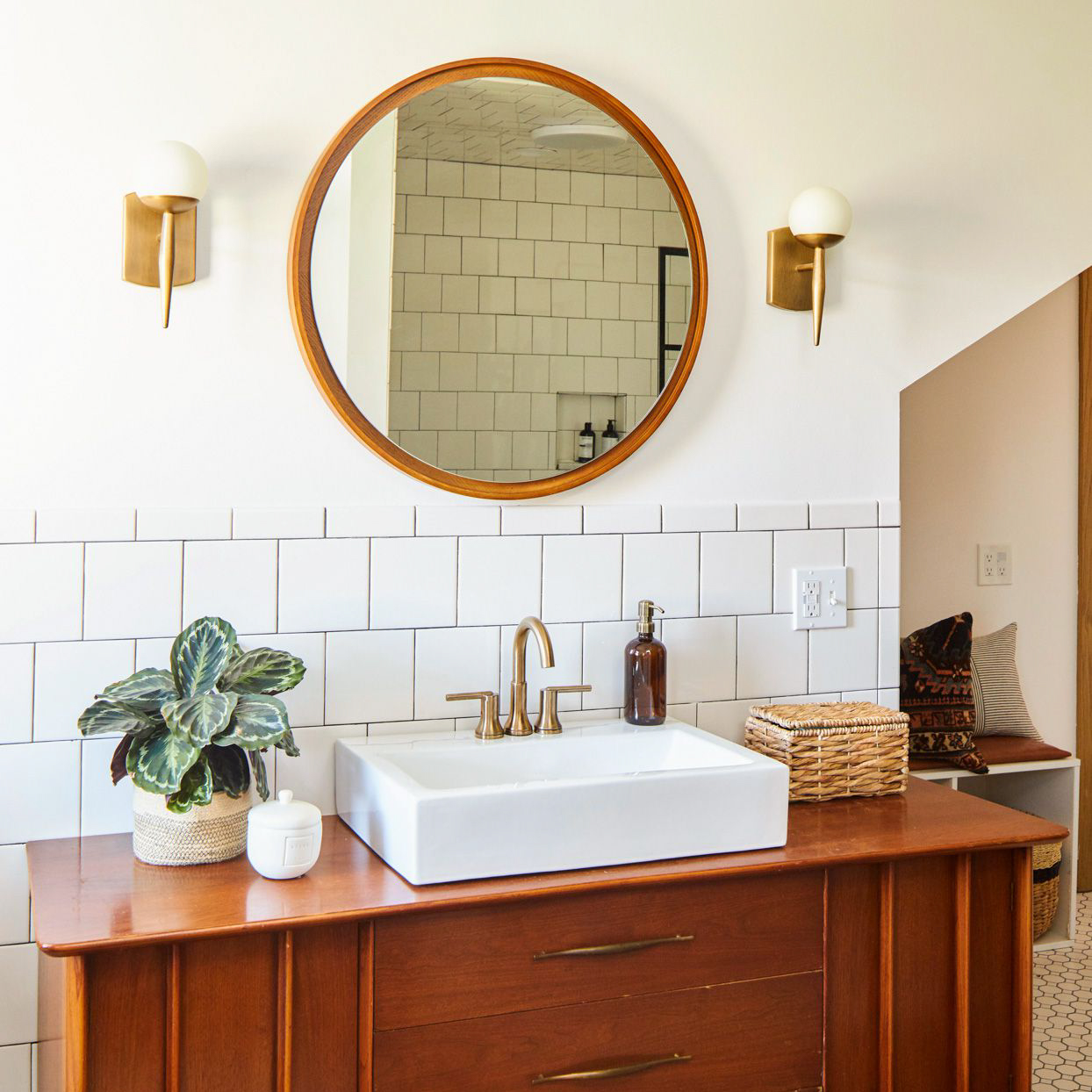 Experience Brilliance Discover the Illuminating World of Vaughan